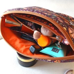Kosmetiktasche Amelia mit herausnehmbarer Schminktasche